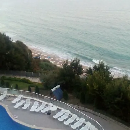 Aivazovsky Park Apartment